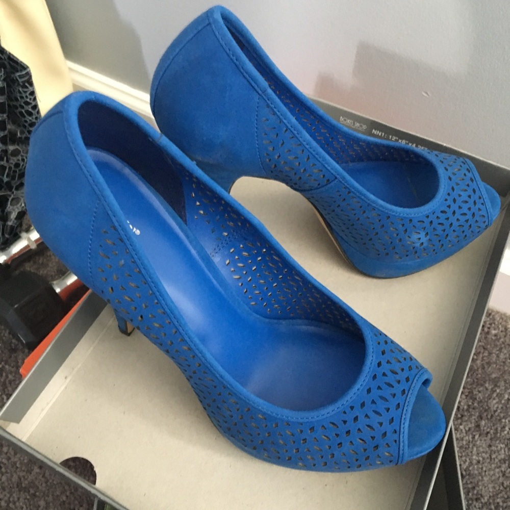 Blue Platform Heels Like-New, Size 8